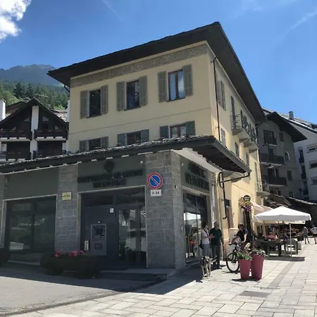 Appartement Monte Bianco 28 Courmayeur