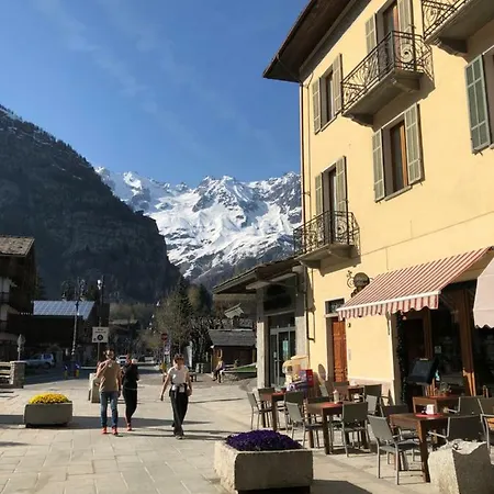 Апартаменты Monte Bianco 28